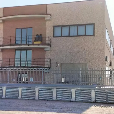 Gd House Tito